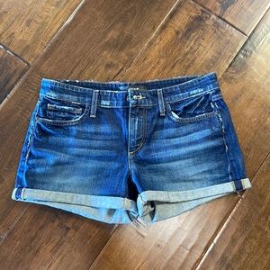NWOT Joes shorts. Never worn. Size 28